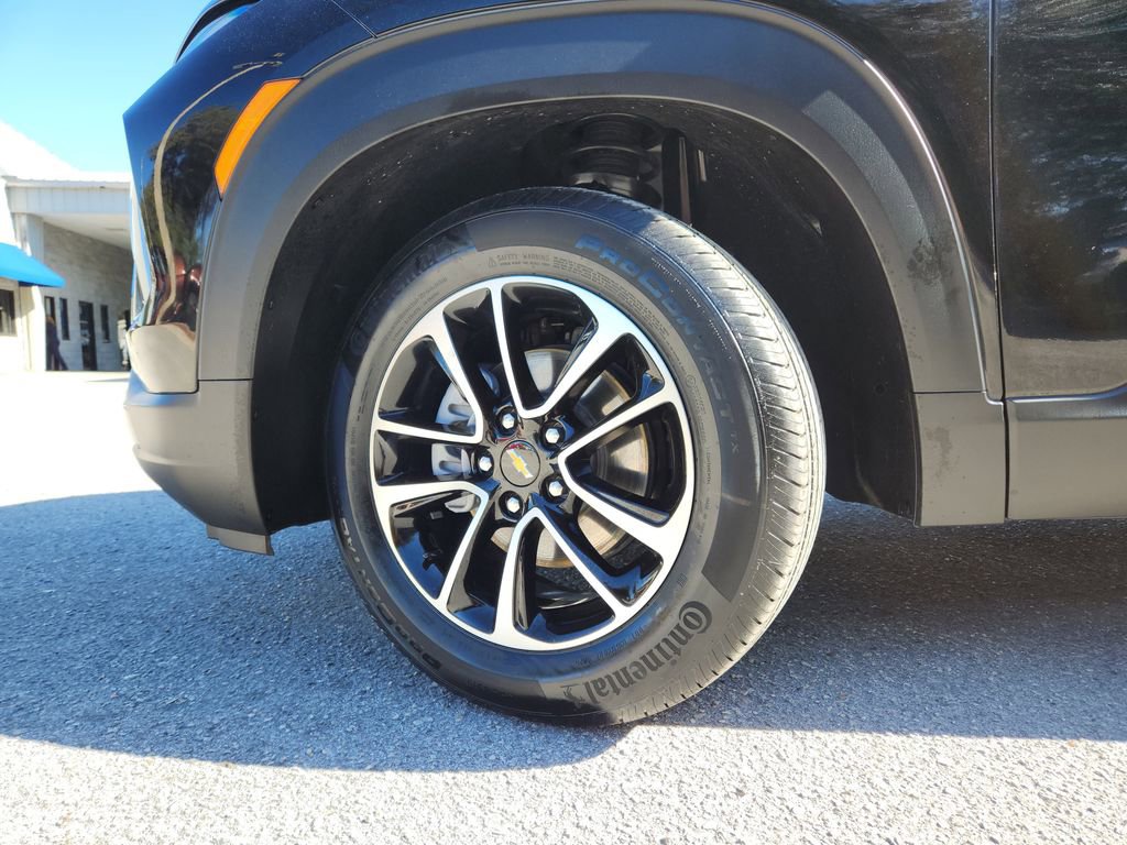 Used 2025 Chevrolet TrailBlazer LT image 31