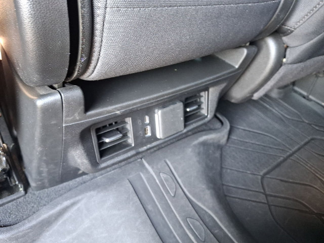Used 2024 Chevrolet Silverado 1500 RST w/ Redline Edition AWD/4WD image 26