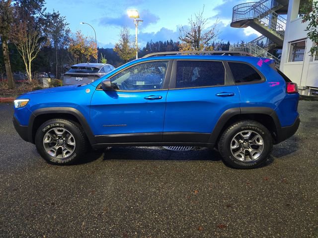 Used 2019 Jeep Cherokee Trailhawk AWD/4WD image 2