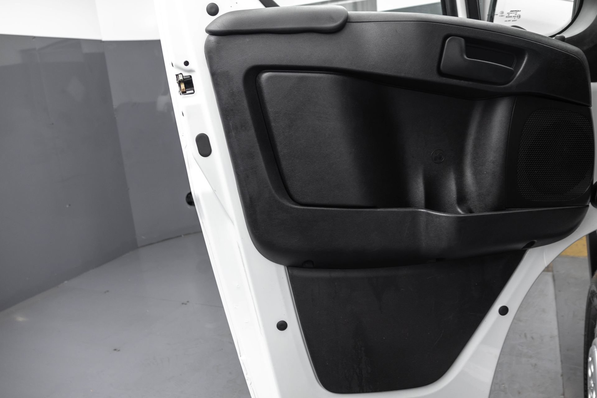 Used 2023 RAM ProMaster 2500 FWD image 33