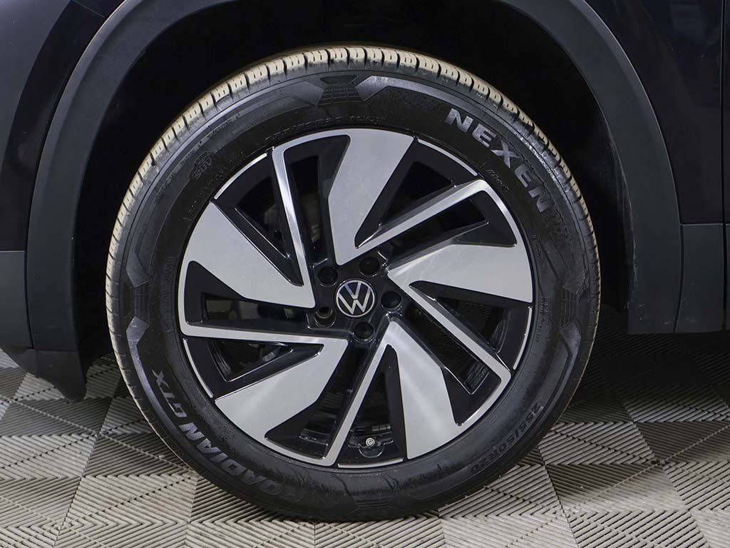 Used 2024 Volkswagen Atlas SE image 22