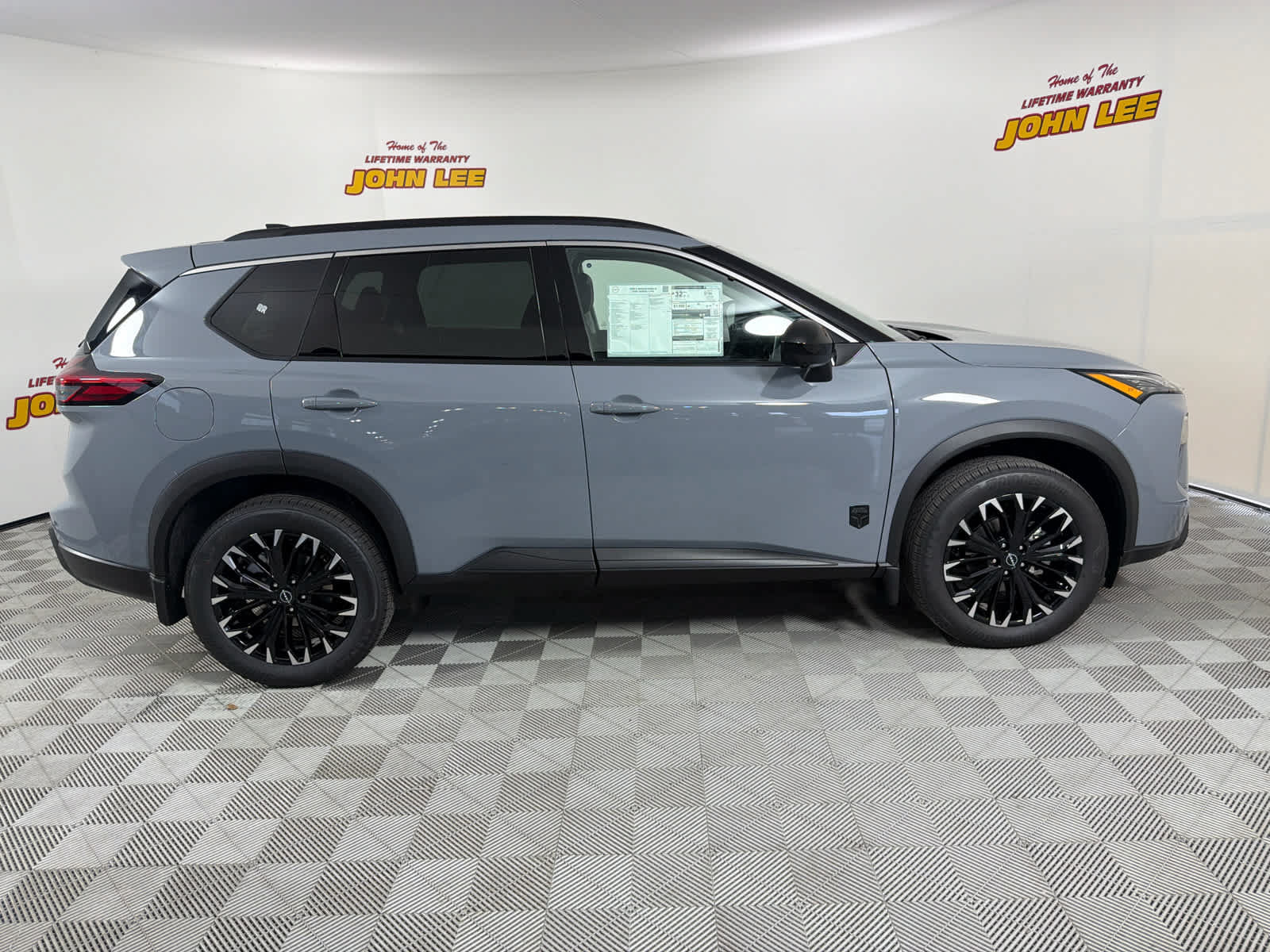 New 2026 Nissan Rogue Dark Armor FWD image 7