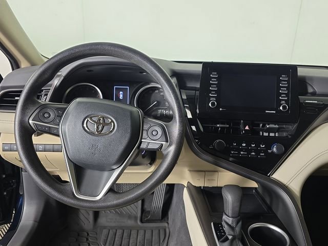 Used 2021 Toyota Camry LE FWD image 9
