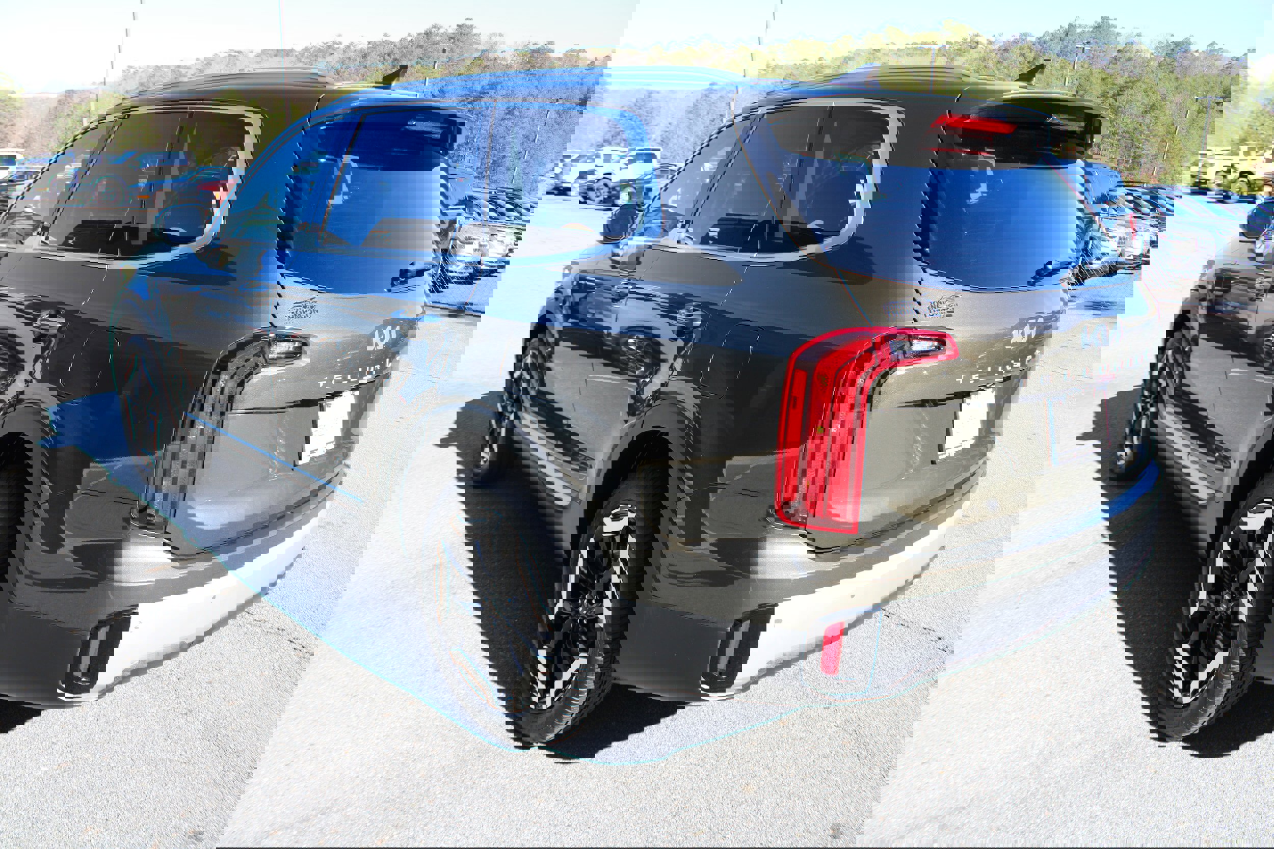 Used 2024 Kia Telluride S image 5