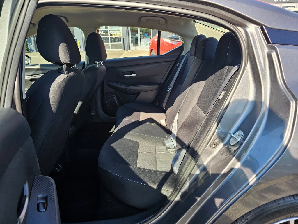 Used 2023 Nissan Sentra SV FWD image 13