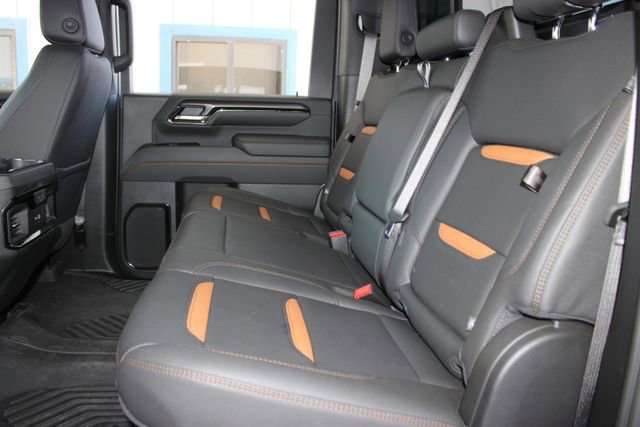 Used 2025 GMC Sierra 2500 AT4 w/ AT4 Premium Plus Package image 27