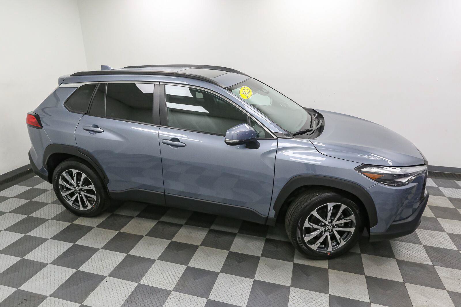 Certified 2023 Toyota Corolla Cross XLE w/ Convenience Package AWD/4WD image 6