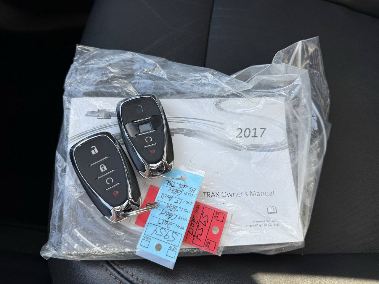Used 2017 Chevrolet Trax LT w/ Driver Confidence Package AWD/4WD image 22