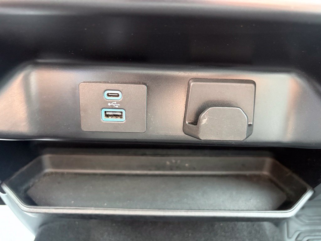 Used 2023 Ford F150 XLT AWD/4WD image 33