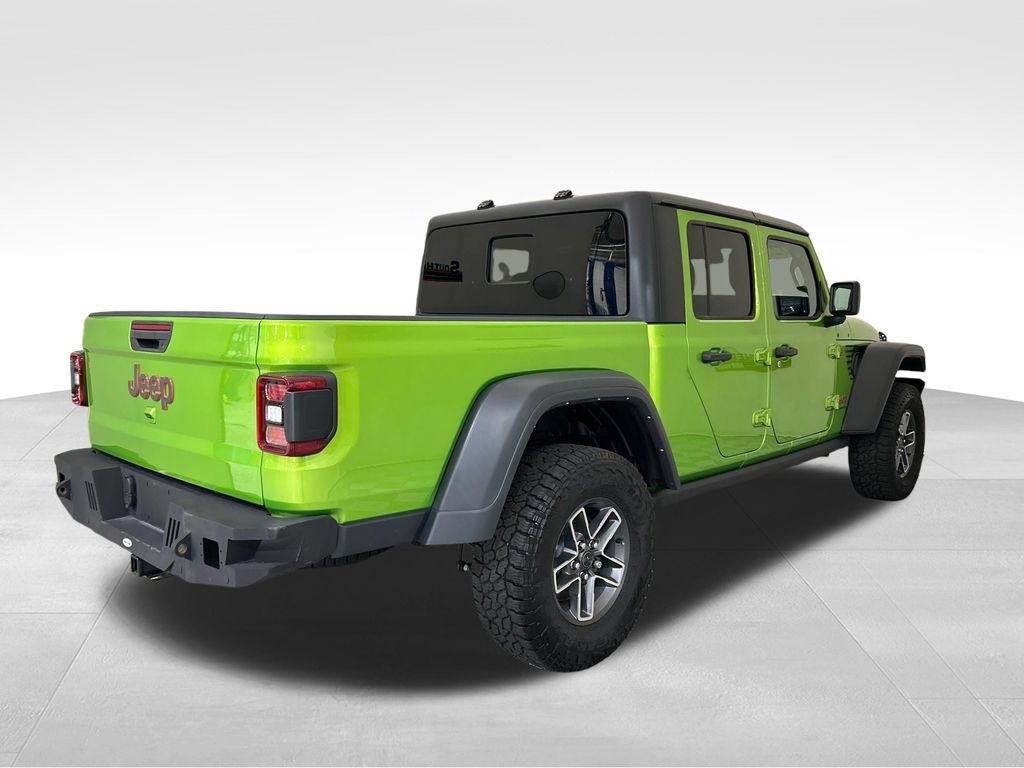 Used 2025 Jeep Gladiator Mojave w/ Convenience Group AWD/4WD image 7