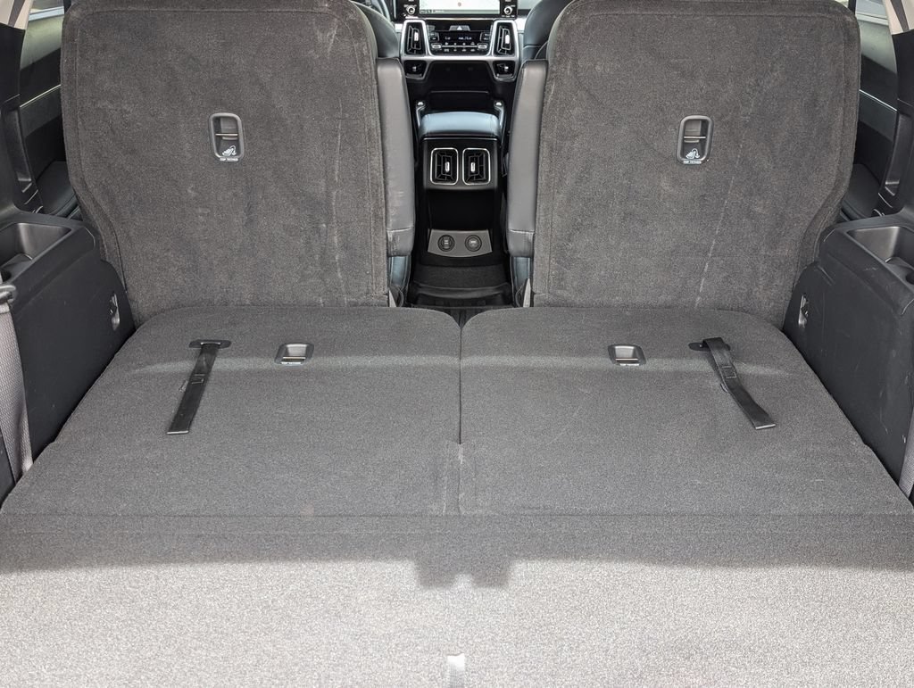 Certified 2023 Kia Sorento EX AWD/4WD image 23