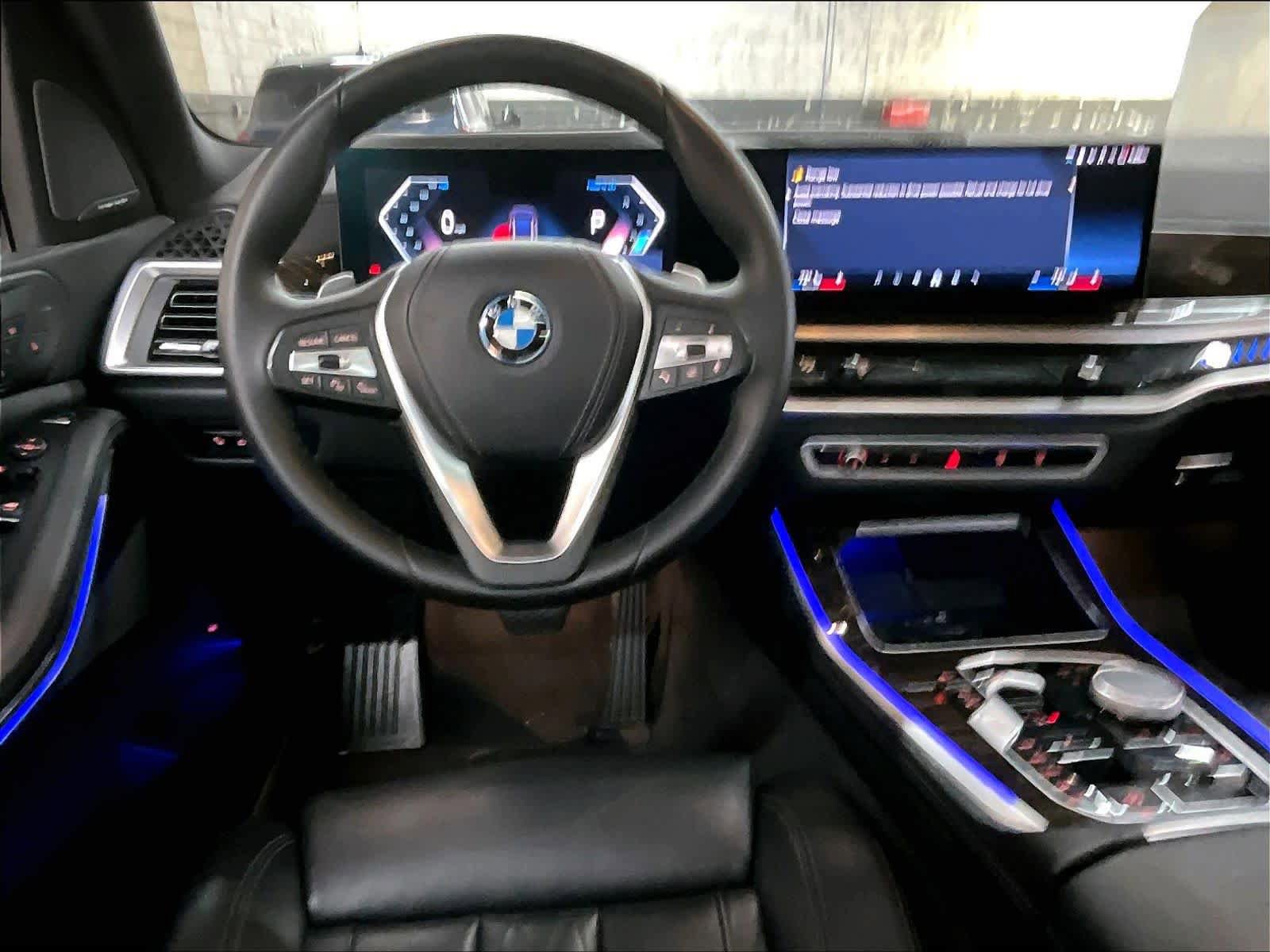 Used 2025 BMW X5 xDrive50e w/ Premium Package image 7