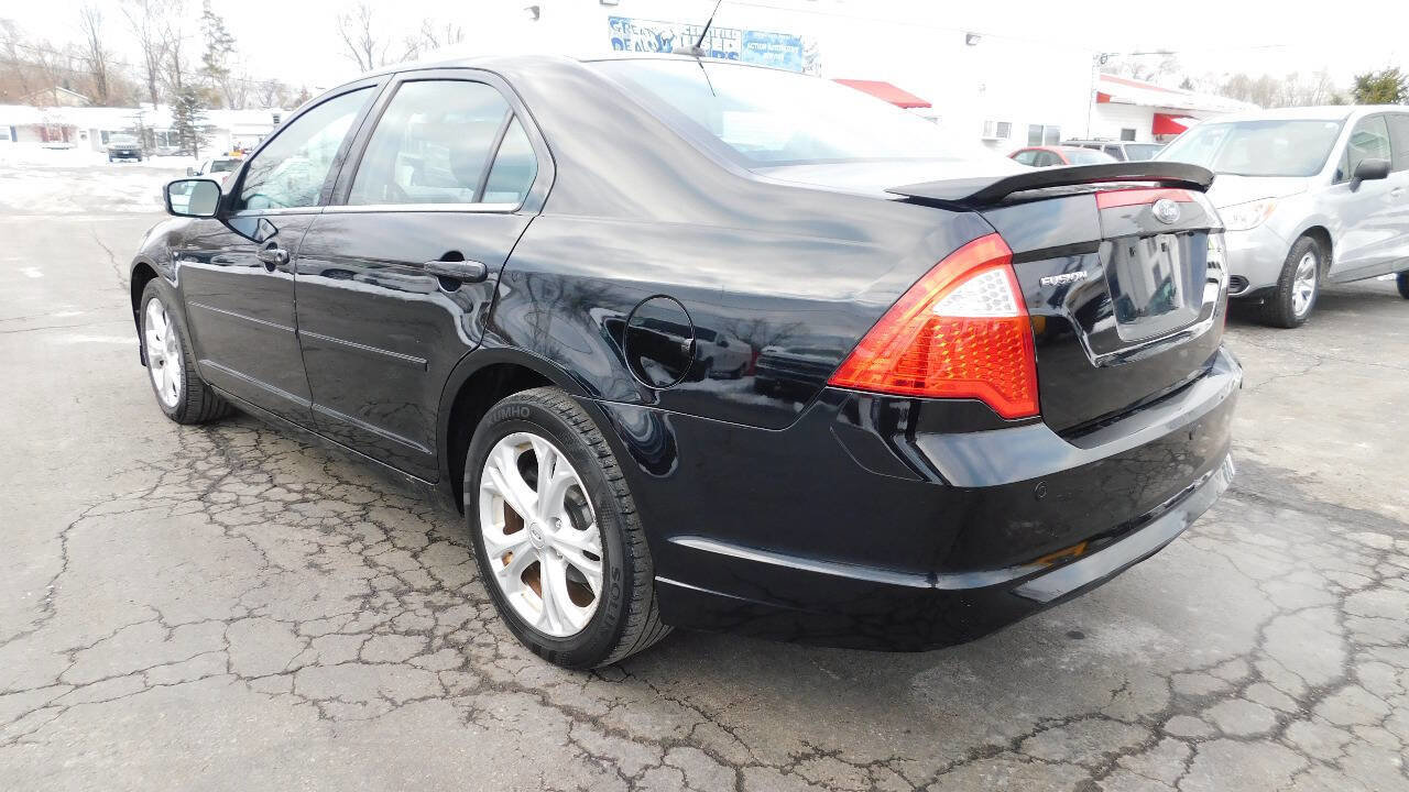 Used 2012 Ford Fusion SE image 18