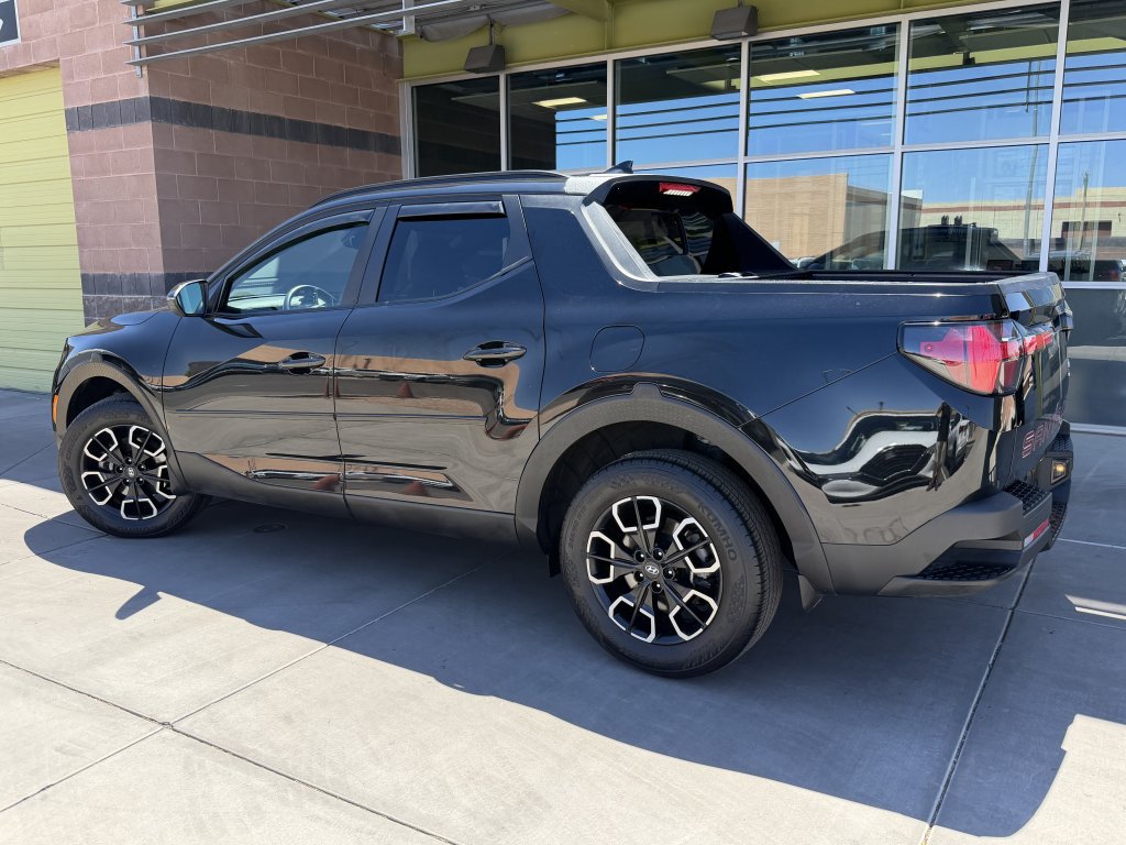 Used 2023 Hyundai Santa Cruz SEL Premium AWD/4WD image 5
