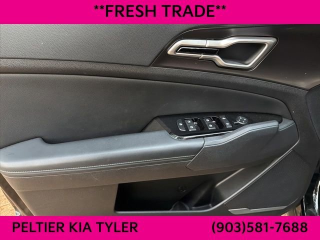 Certified 2024 Kia Sportage EX image 16