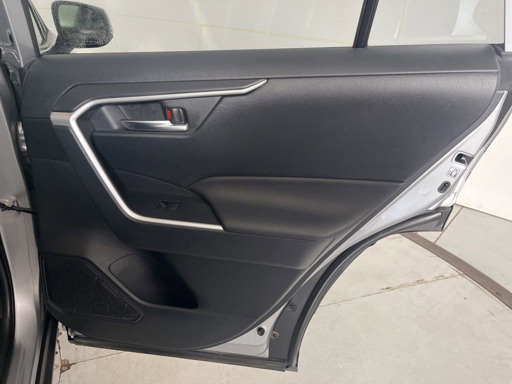 Used 2019 Toyota RAV4 XLE w/ Convenience Package AWD/4WD image 29