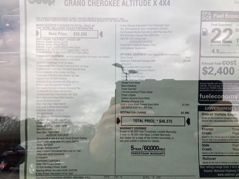 New 2025 Jeep Grand Cherokee Altitude AWD/4WD image 12