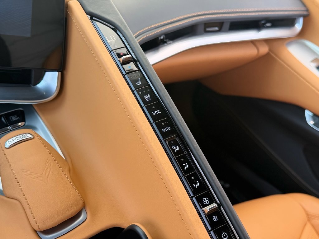 Certified 2024 Chevrolet Corvette Z06 RWD image 19