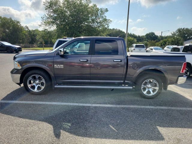Used 2018 RAM 1500 Laramie w/ Convenience Group AWD/4WD image 7