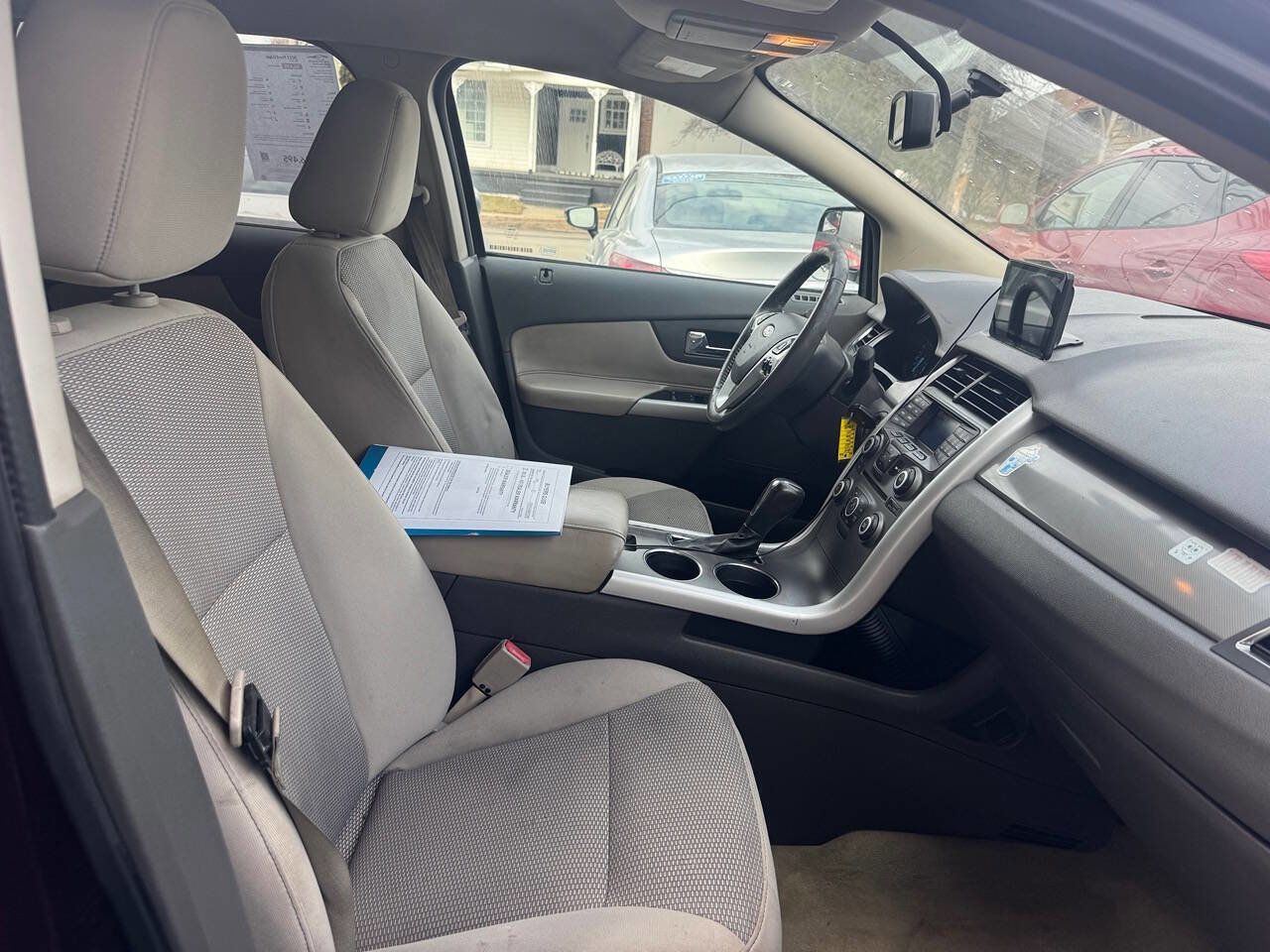 Used 2011 Ford Edge SEL image 24