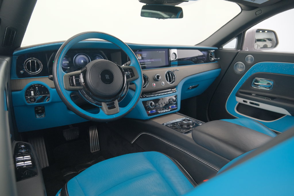 Used 2024 Rolls-Royce Spectre w/ Spectre Launch Package AWD/4WD image 39