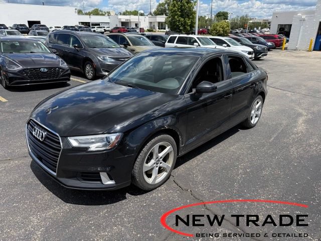 Used 2019 Audi A3 2.0T Premium FWD image 1