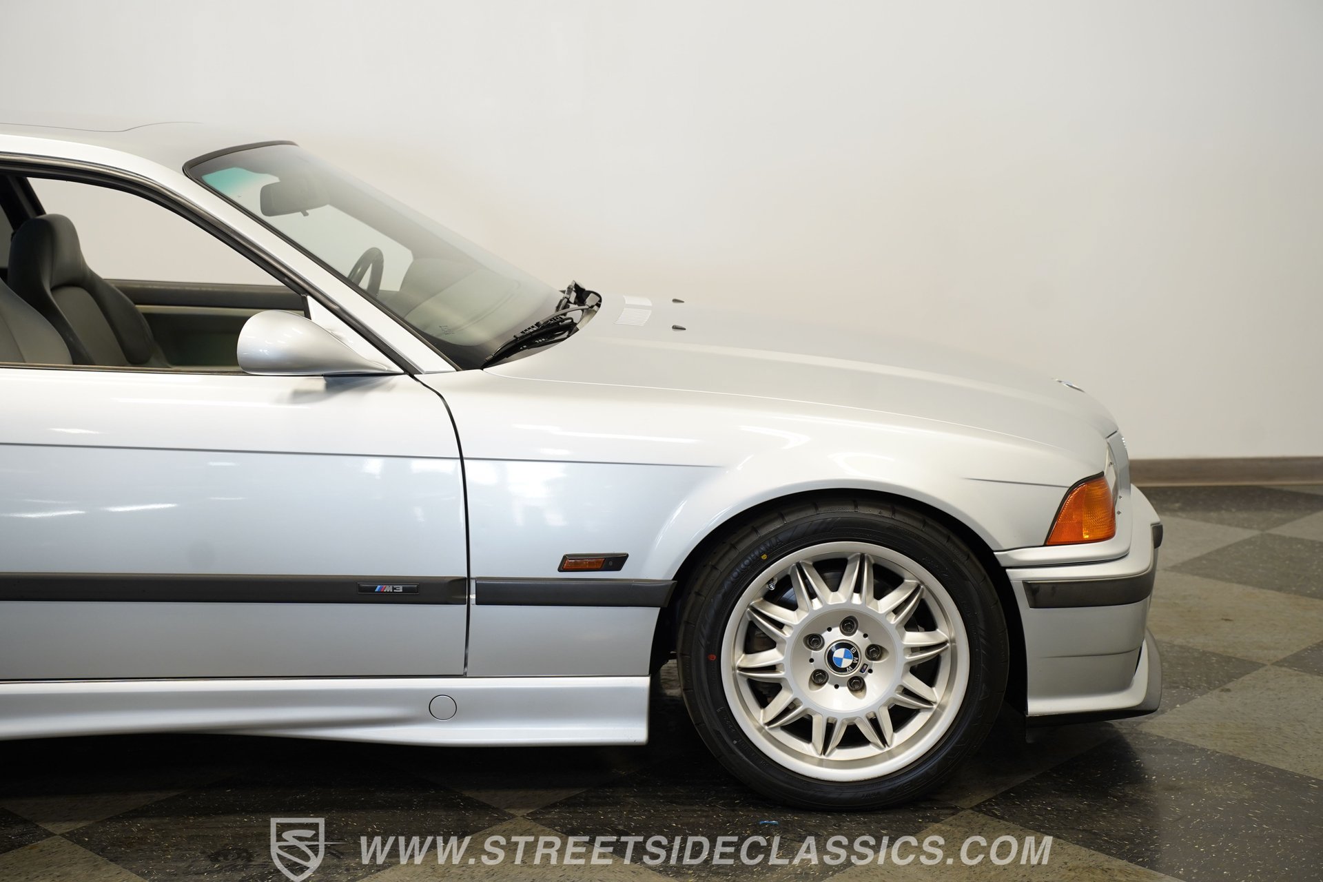 Used 1996 BMW M3 Coupe RWD image 34