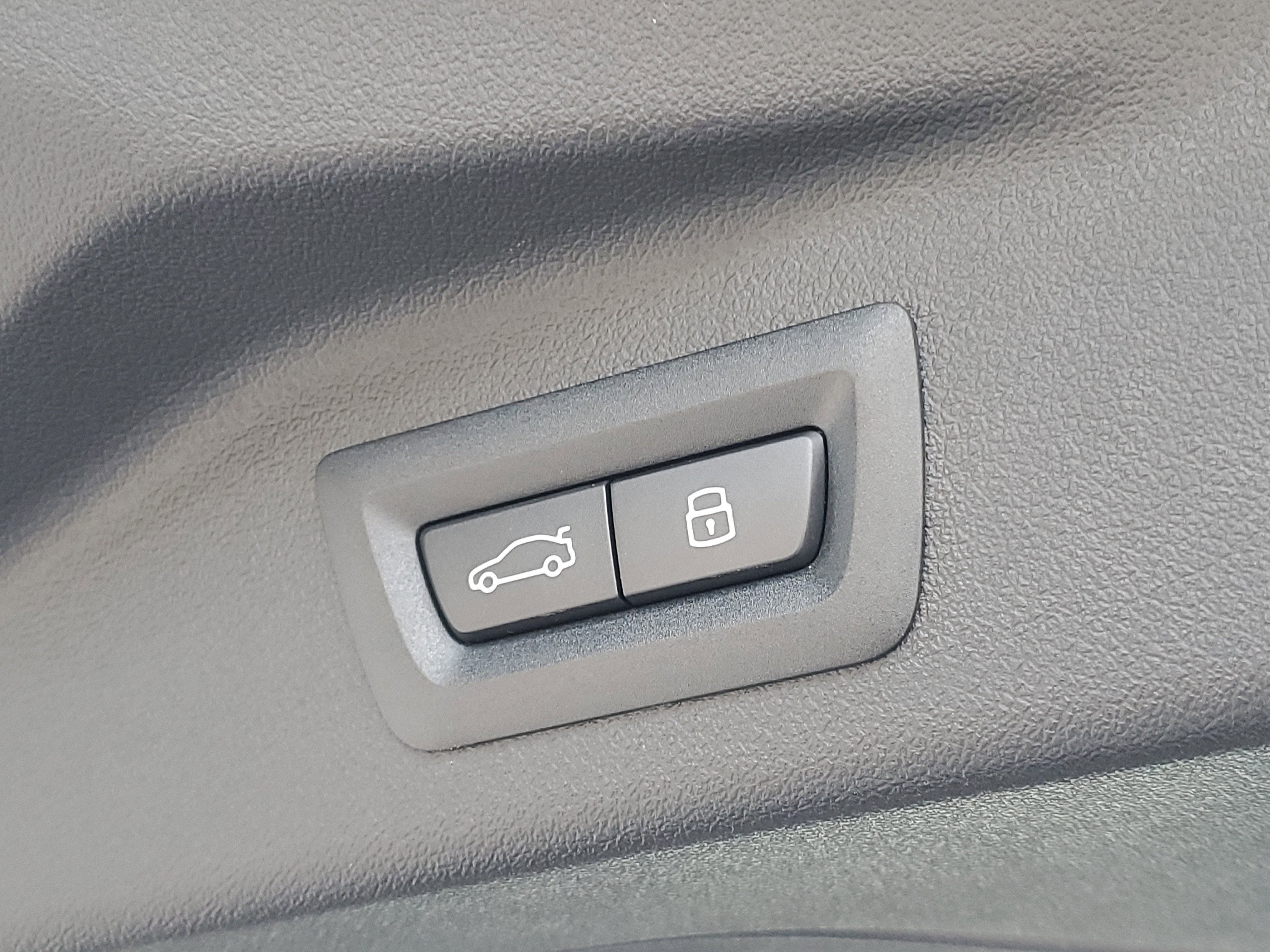 New 2026 BMW X7 xDrive40i w/ Executive Package image 28