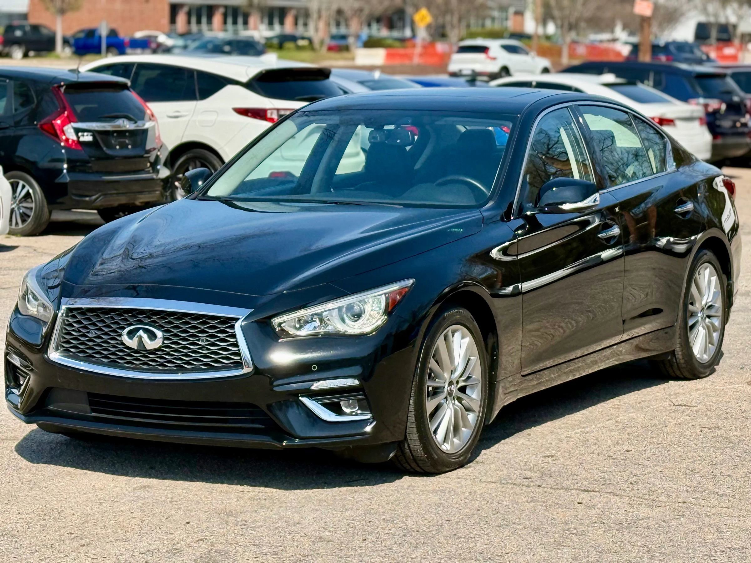 Used 2021 INFINITI Q50 Luxe w/ Cargo Package image 2