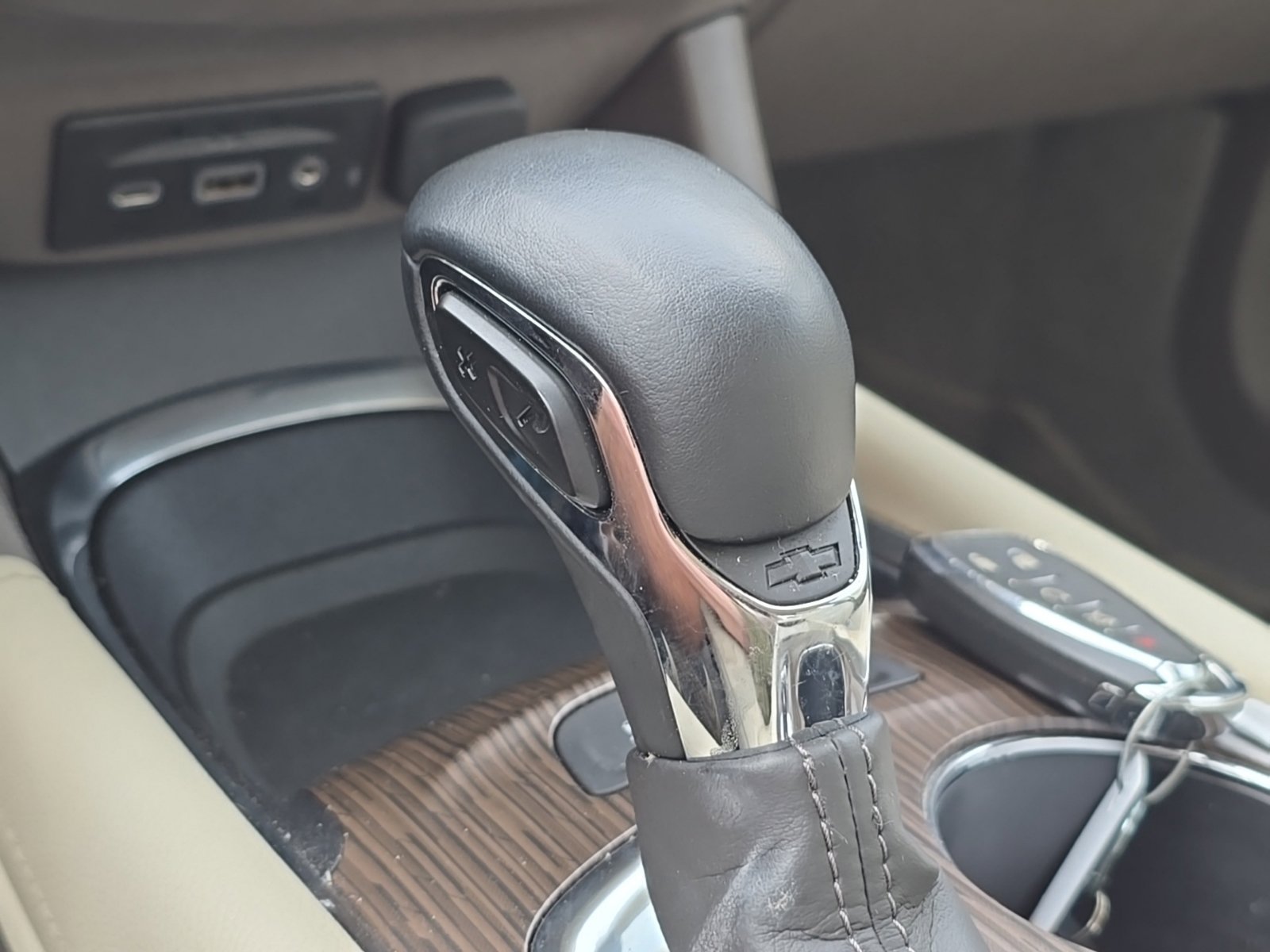 Used 2024 Chevrolet Malibu LT FWD image 15