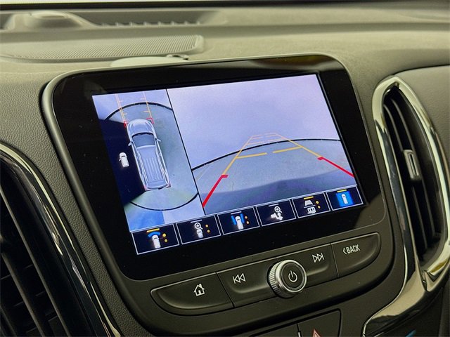 Used 2022 Chevrolet Equinox RS w/ RS Leather Package image 16