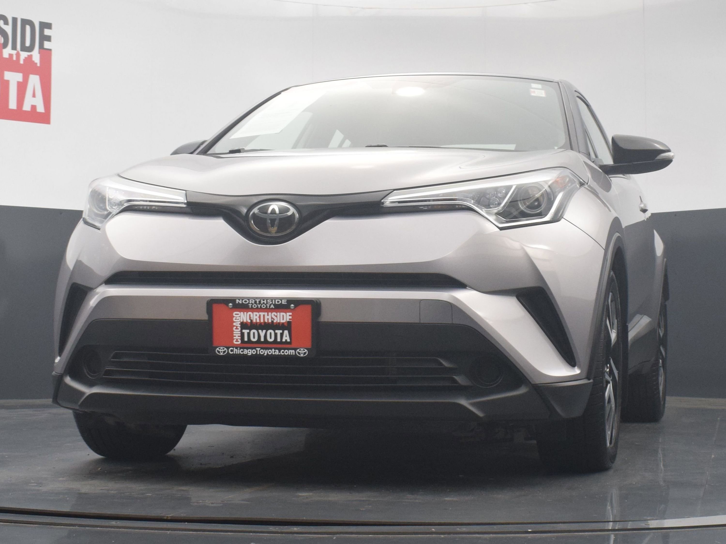 Used 2019 Toyota C-HR XLE image 29