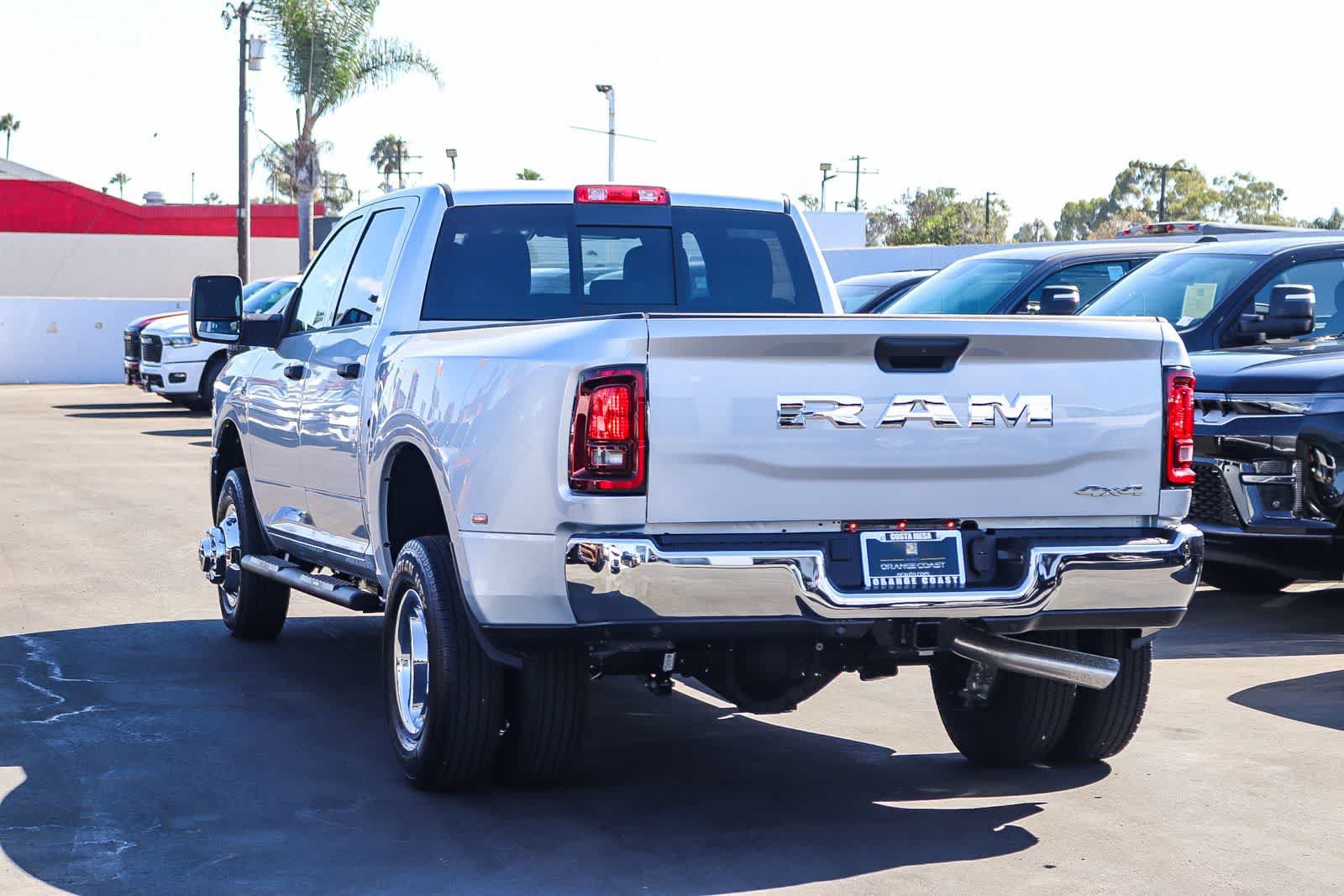 New 2027 RAM 3500 Tradesman AWD/4WD image 6