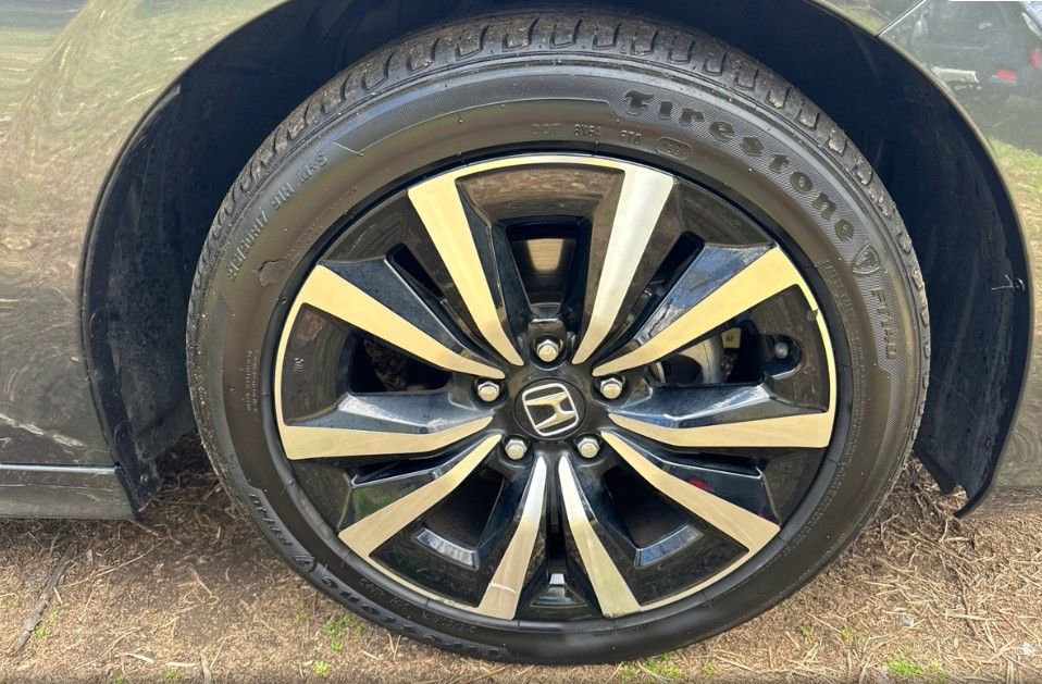 Used 2022 Honda Civic EX image 9