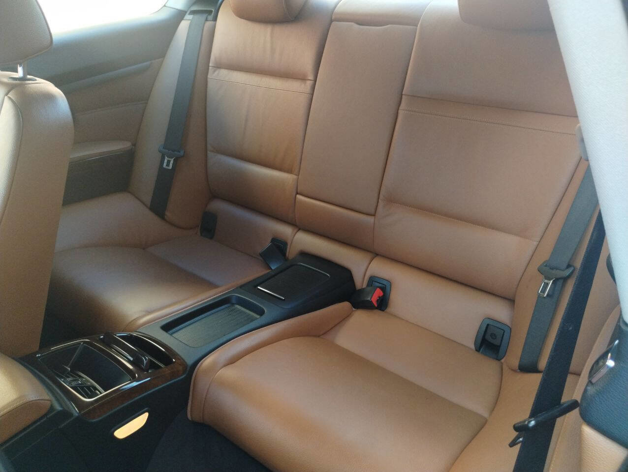 Used 2010 BMW 335i xDrive Coupe w/ Premium Pkg image 11