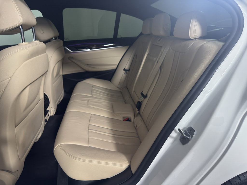 Used 2020 BMW 540i w/ M Sport Package RWD image 32