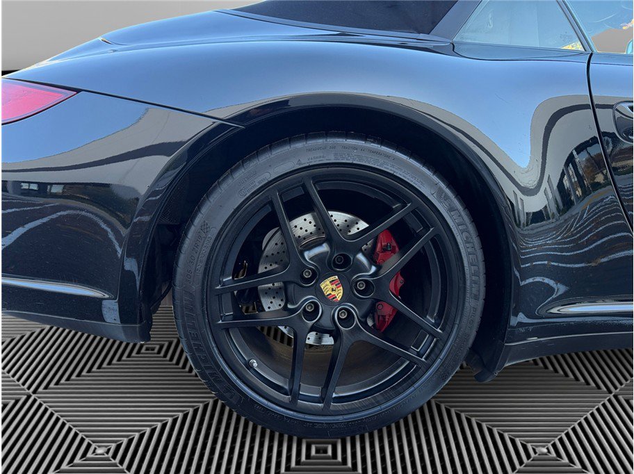 Used 2010 Porsche 911 Carrera 4S image 14