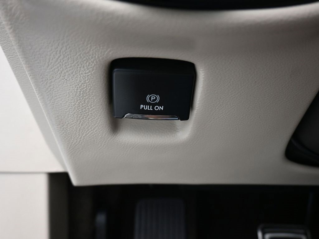 Used 2019 Lincoln MKZ Reserve w/ Reserve Plus Package image 26