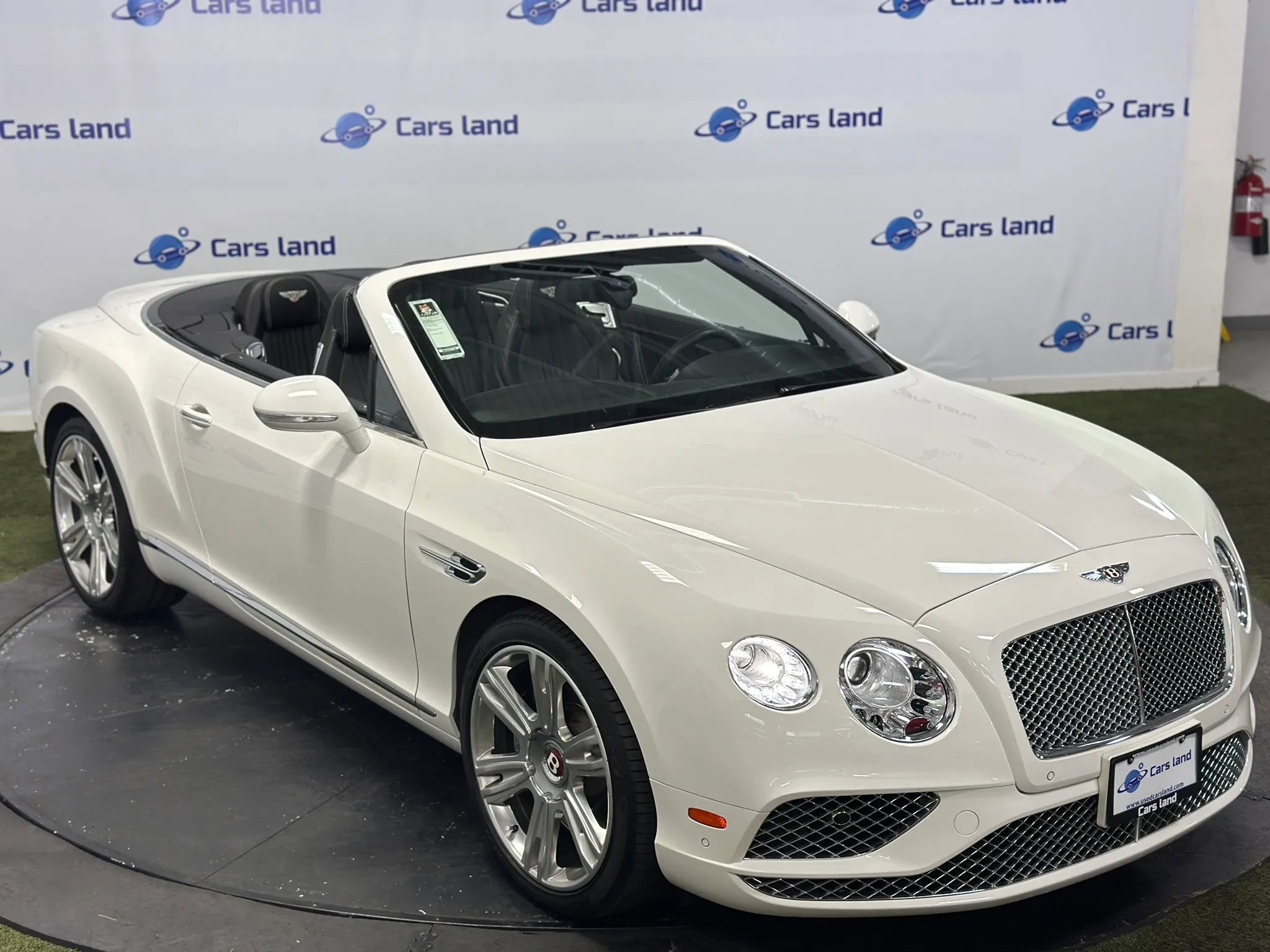 Used 2017 Bentley Continental GT AWD/4WD image 9