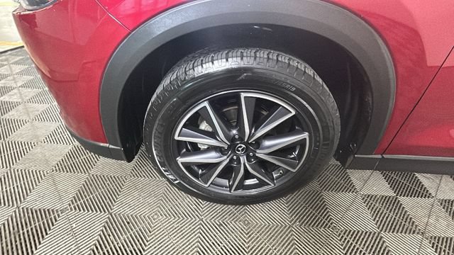 Used 2018 MAZDA CX-5 Touring w/ Preferred Equipment Package FWD image 9
