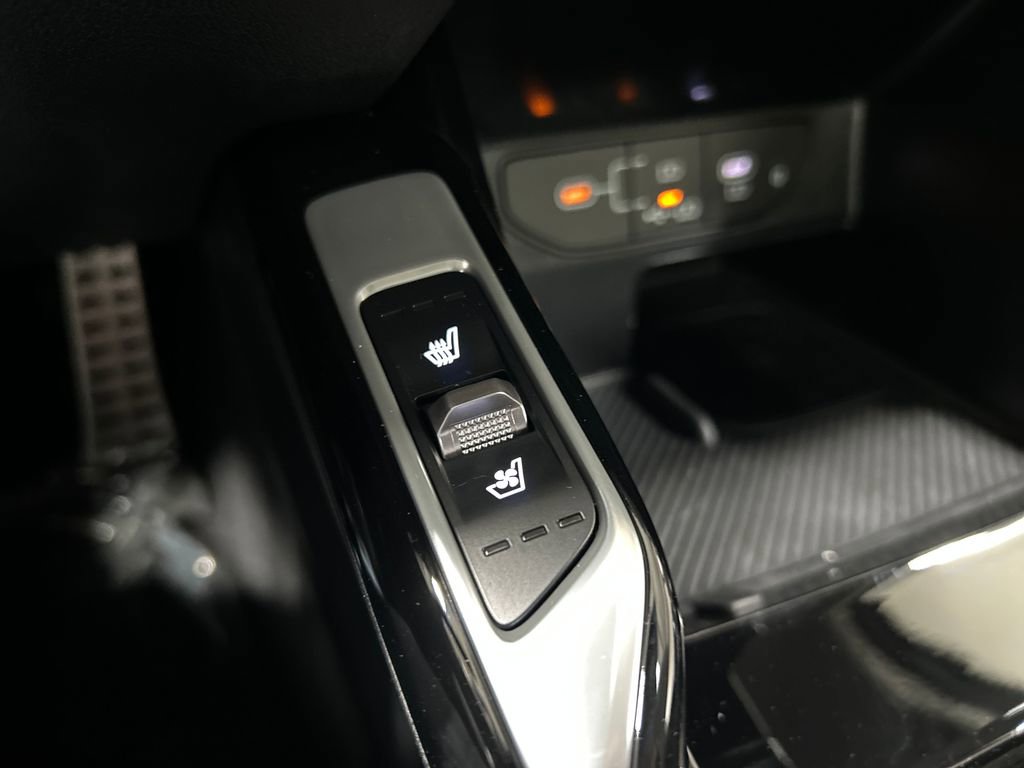 New 2025 Kia Sorento SX image 21