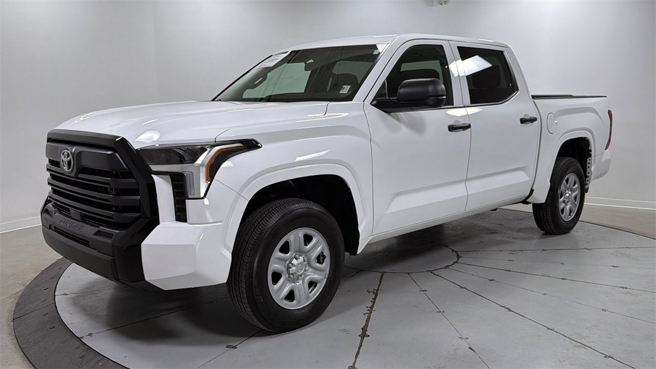 Certified 2025 Toyota Tundra SR image 1