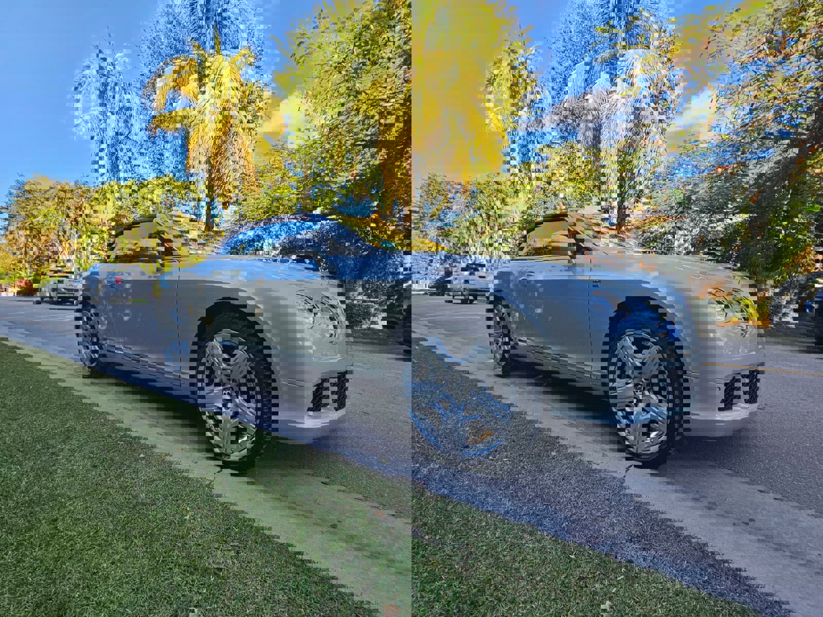 Used 2014 Bentley Continental GT image 4