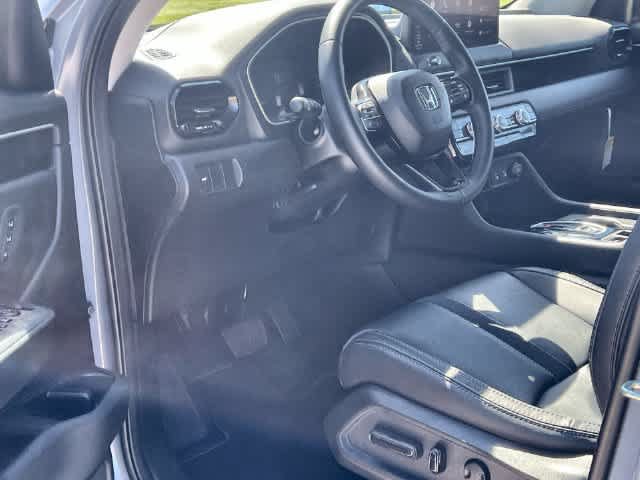Certified 2026 Honda Pilot EX-L image 3