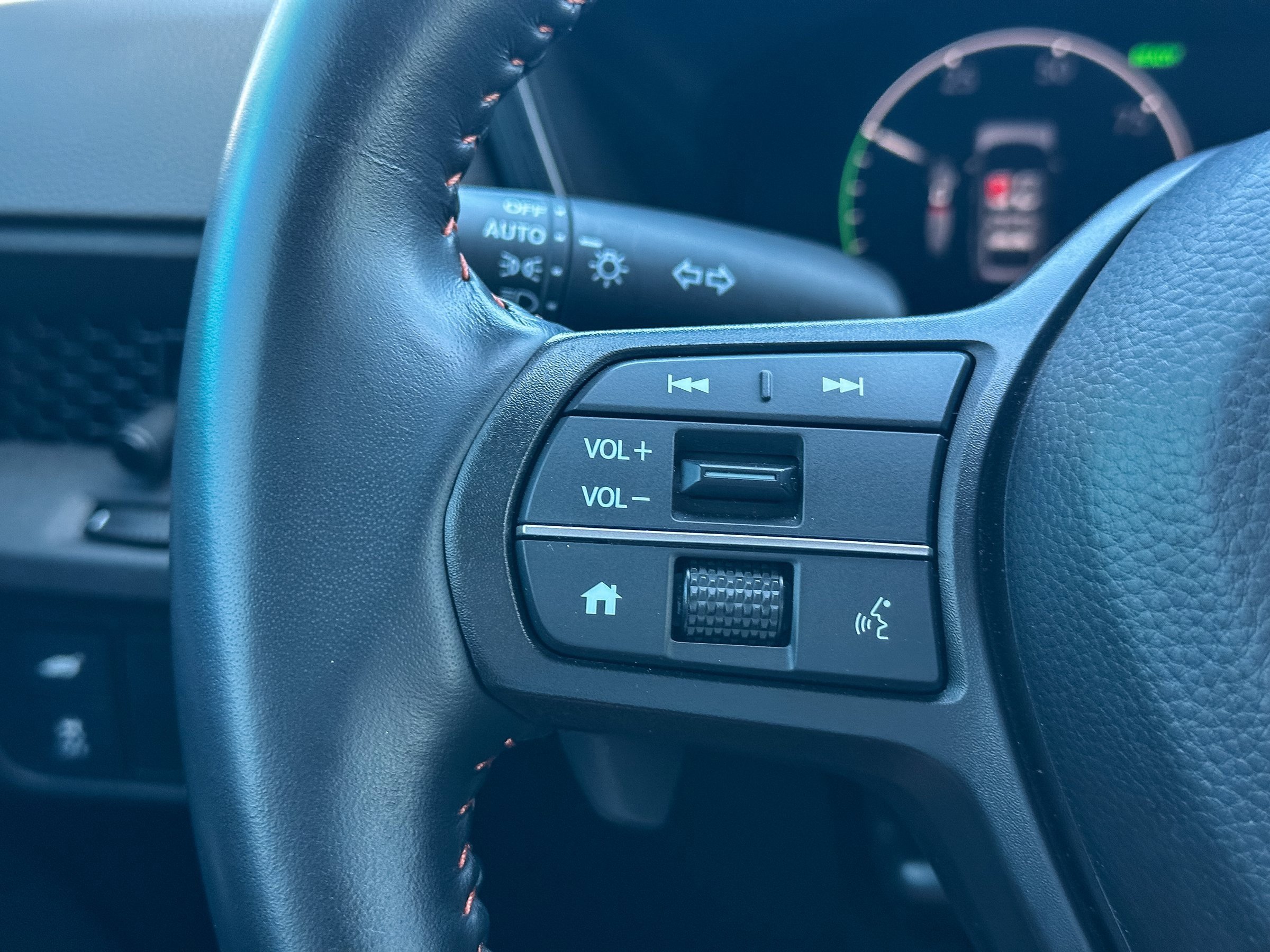 Used 2025 Honda CR-V Sport-L image 30