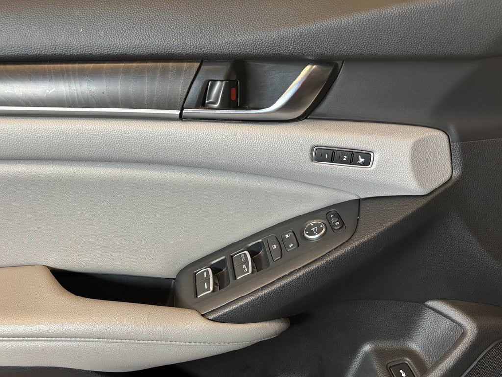 Used 2020 Honda Accord EX-L image 19