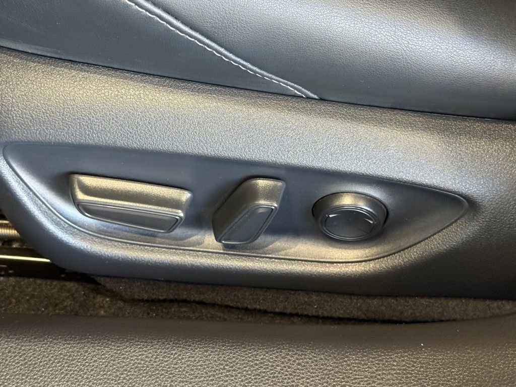 Used 2022 Toyota Mirai XLE w/ Advanced Technology Package image 21