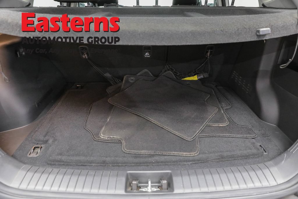 Used 2023 Hyundai Kona SEL w/ Cargo Package FWD image 11