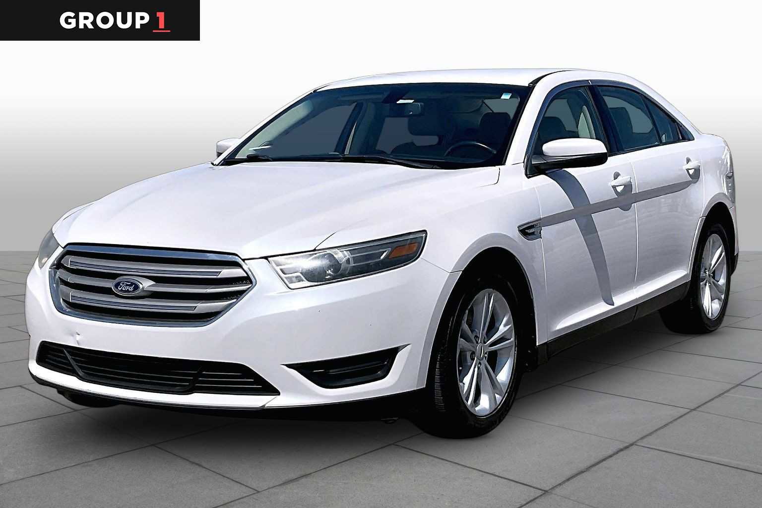 Used 2015 Ford Taurus SEL w/ Equipment Group 201A FWD image 1