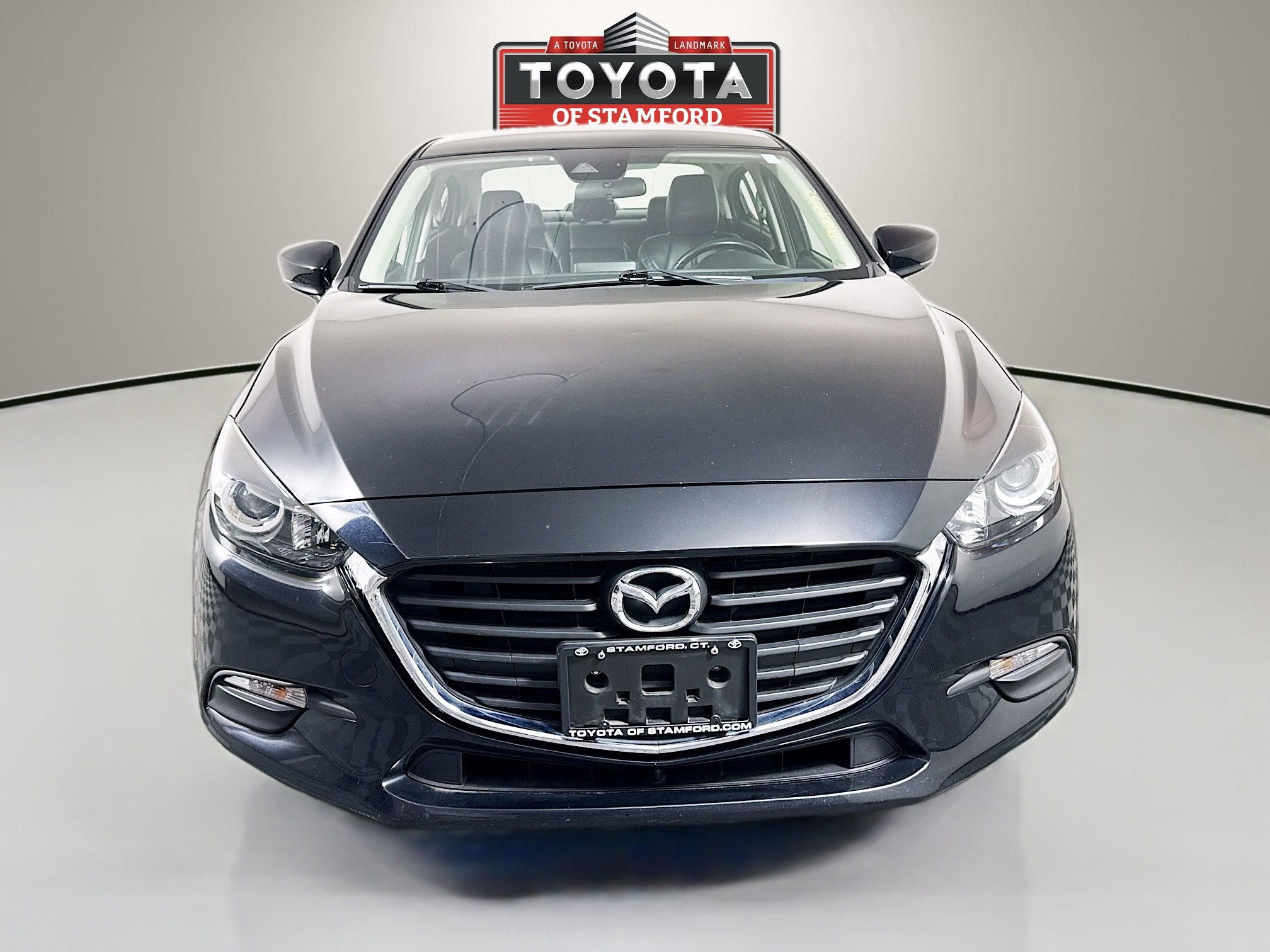 Used 2018 MAZDA MAZDA3 Touring FWD image 2